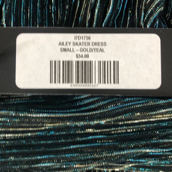 Lulu's Ailey Dress Metallic Sleeveless V-Neck Skater Mini Gold Teal NWT Small - Picture 11 of 13